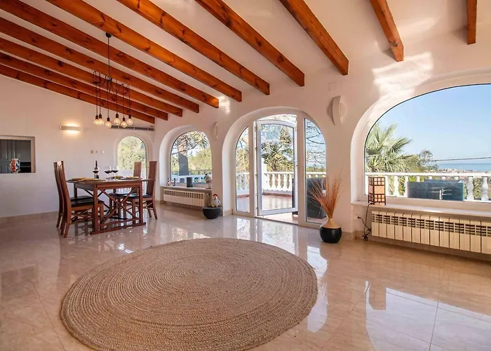 Madam Con Vistas Unicas *